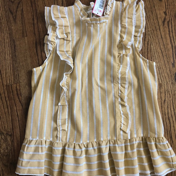 Sleeveless Ruffle Top - Picture 1 of 3